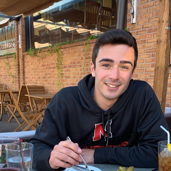 Meet your Posher, Andrew - Picture 1 of 1